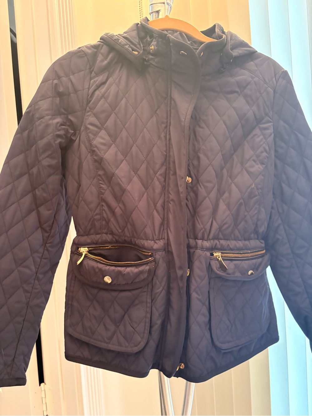 Zara Basic Quilted Hooded Jacket in Deep Purple